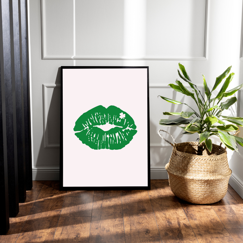 Irish Kiss Art Print