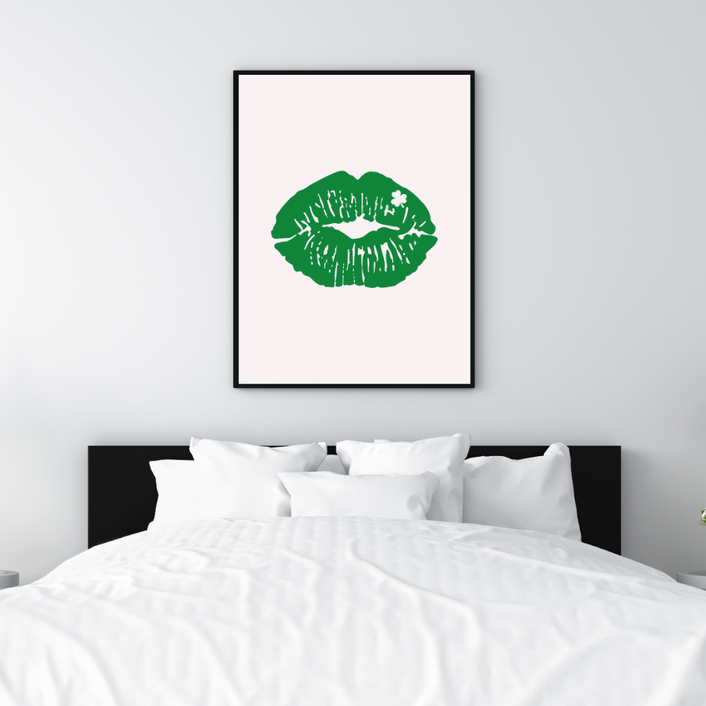 Irish Kiss Art Print